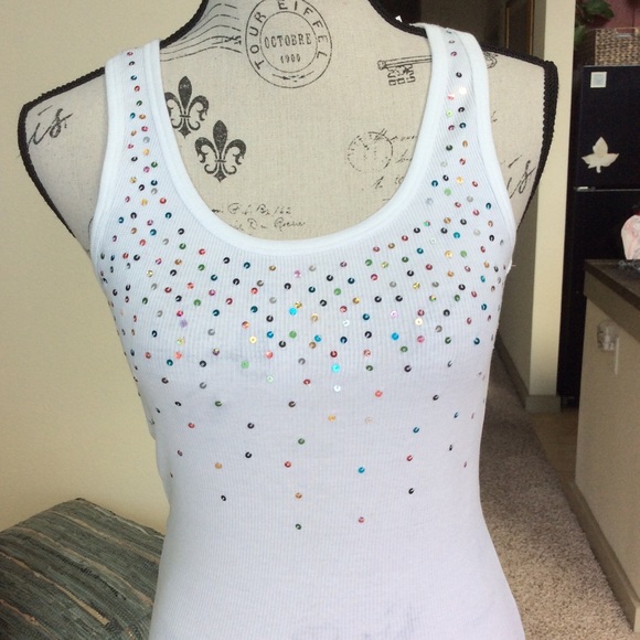 🍭 Sequined Tank 🍭 - Picture 4 of 5